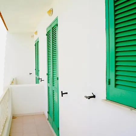 بيت شباب Paradise Beach -